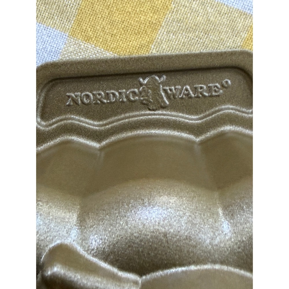 Williams Sonoma Pumpkin Loaf Pan Nordic Ware Gold Fall - Picture 4 of 7